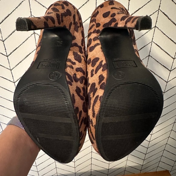 Mossimo Brand Animal Print Heels π - Picture 6 of 7